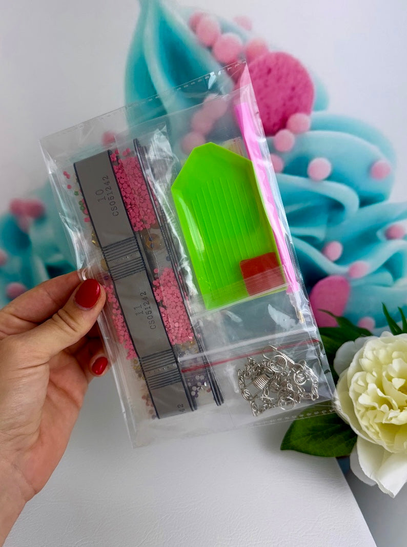 Diamond Painting Pummeleinhorn Anhänger "Pummelfee-Queen" 18x25cm (AH242)