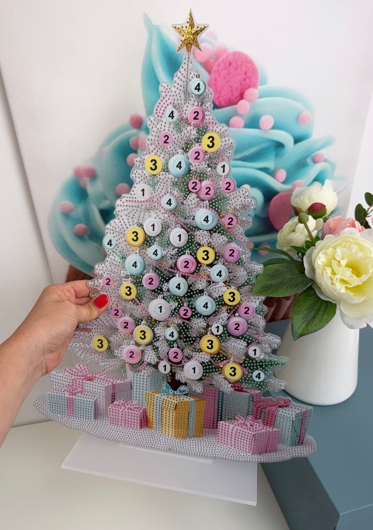 Diamond Painting XMAS XXL Aufsteller "Pastelltraum-Tannenbaum" 35x50cm (AH902)
