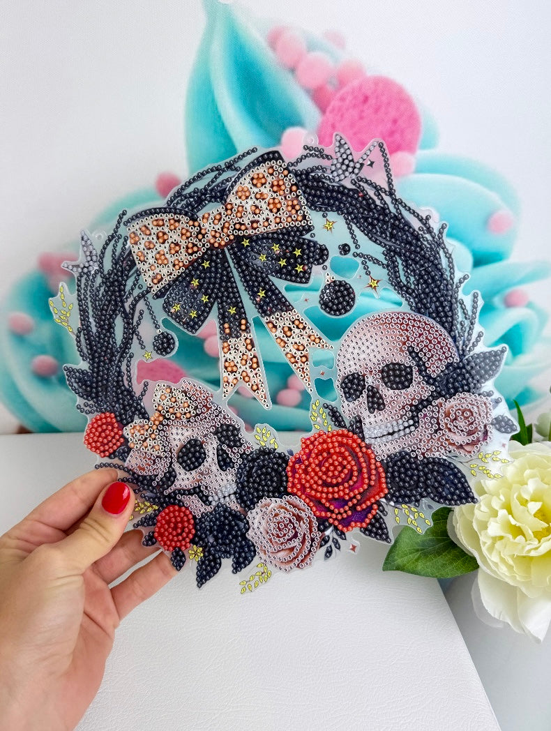 Diamond Painting Halloweenkranz / Anhänger "Cute Nightmare" 23x24cm (AH1918)