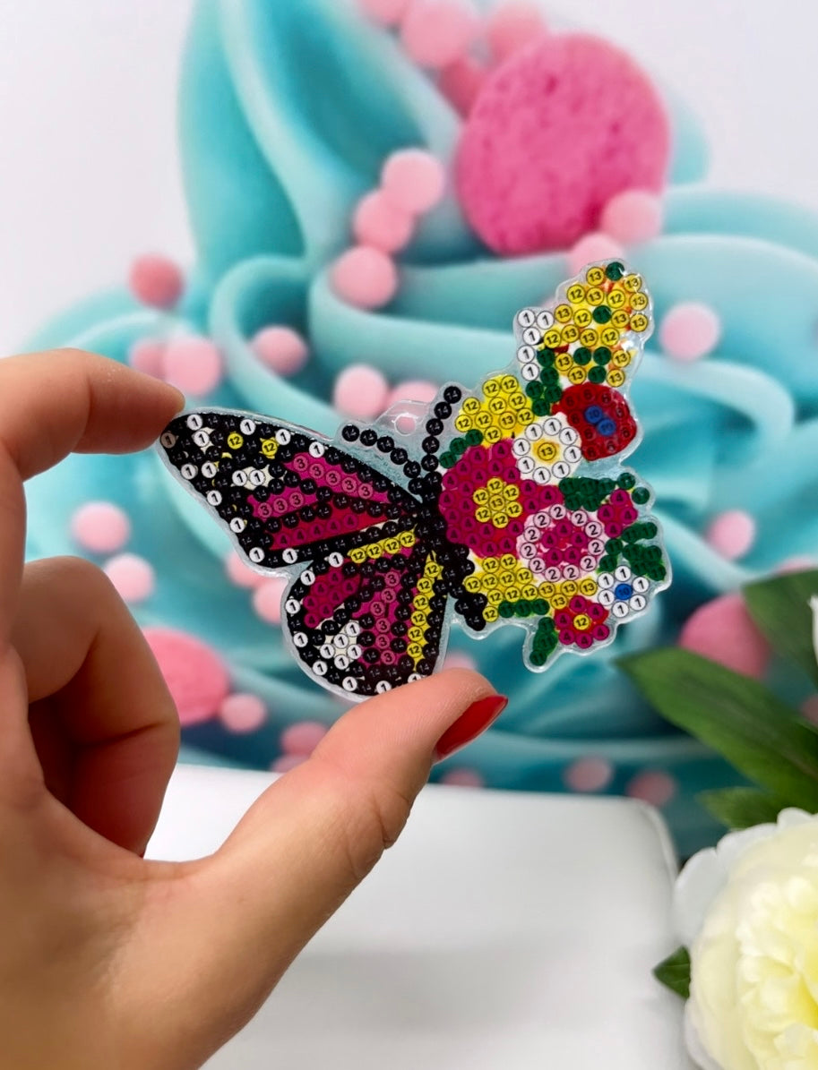 Diamond Painting Anhänger "Funkel-Schmetterlinge" 6 Stück 5x7cm (AH76)