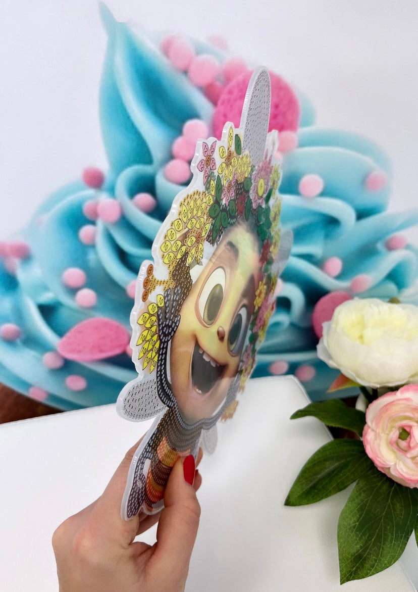 Diamond Painting Anhänger Biene "Berta" 23x23cm