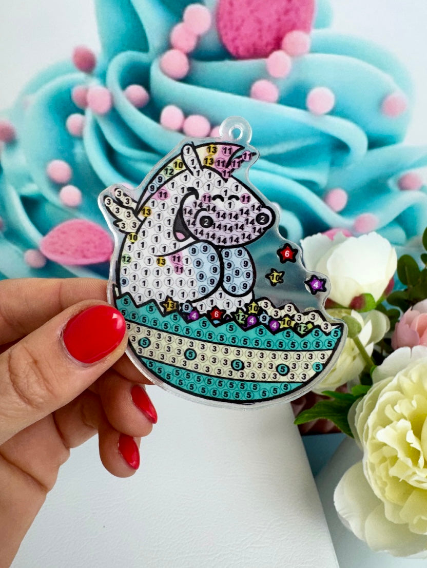 Diamond Painting Schlüsselanhänger Pummeleinhorn "Bunte Ostereier" 6 Stück Anhänger (Set) (AH528)