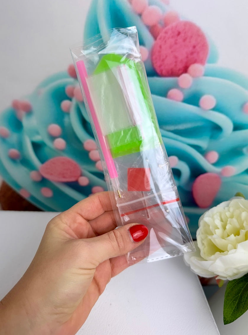 *VORVERKAUF! Diamond Painting Aufsteller Schnubbi "Herzpony" ca. 15x20cm