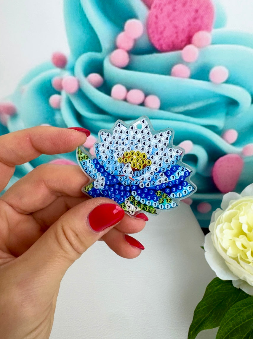 Diamond Painting Schlüsselanhänger "Seerosen & Lotusblüten" 8 Stück Anhänger