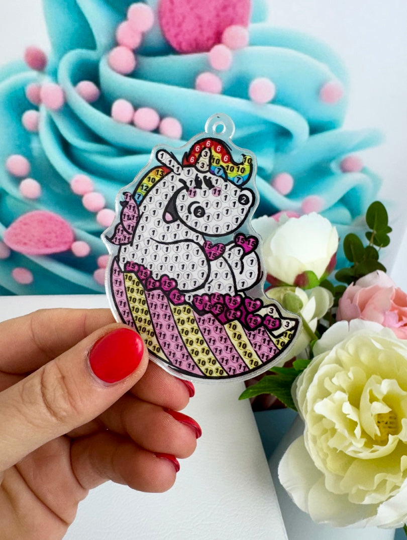 Diamond Painting Schlüsselanhänger Pummeleinhorn "Bunte Ostereier" 6 Stück Anhänger (Set) (AH528)