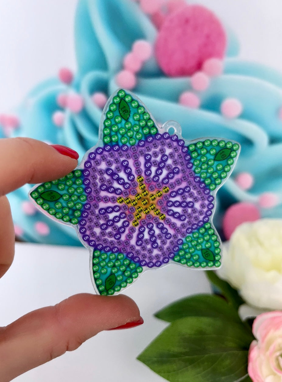 Diamond Painting Anhänger "Mandala-Blumen" 15 Stück 6x6cm (AH1112)